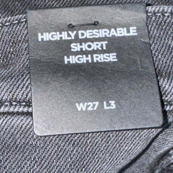 NWT SILVER JEANS "Highly Desirable" High Rise Short in Black Size 27 - Picture 8 of 10
